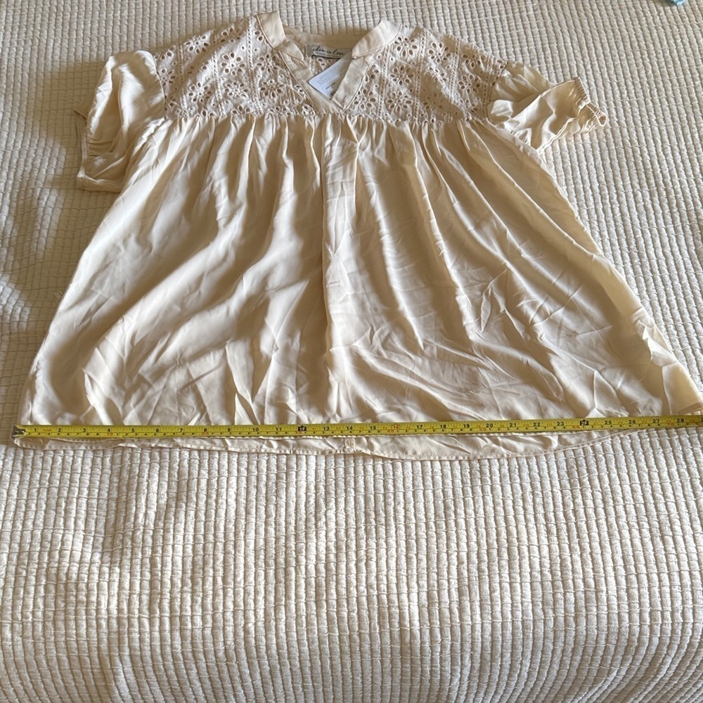 Eden in Love cream Lace Blouse / M - Picture 6 of 8